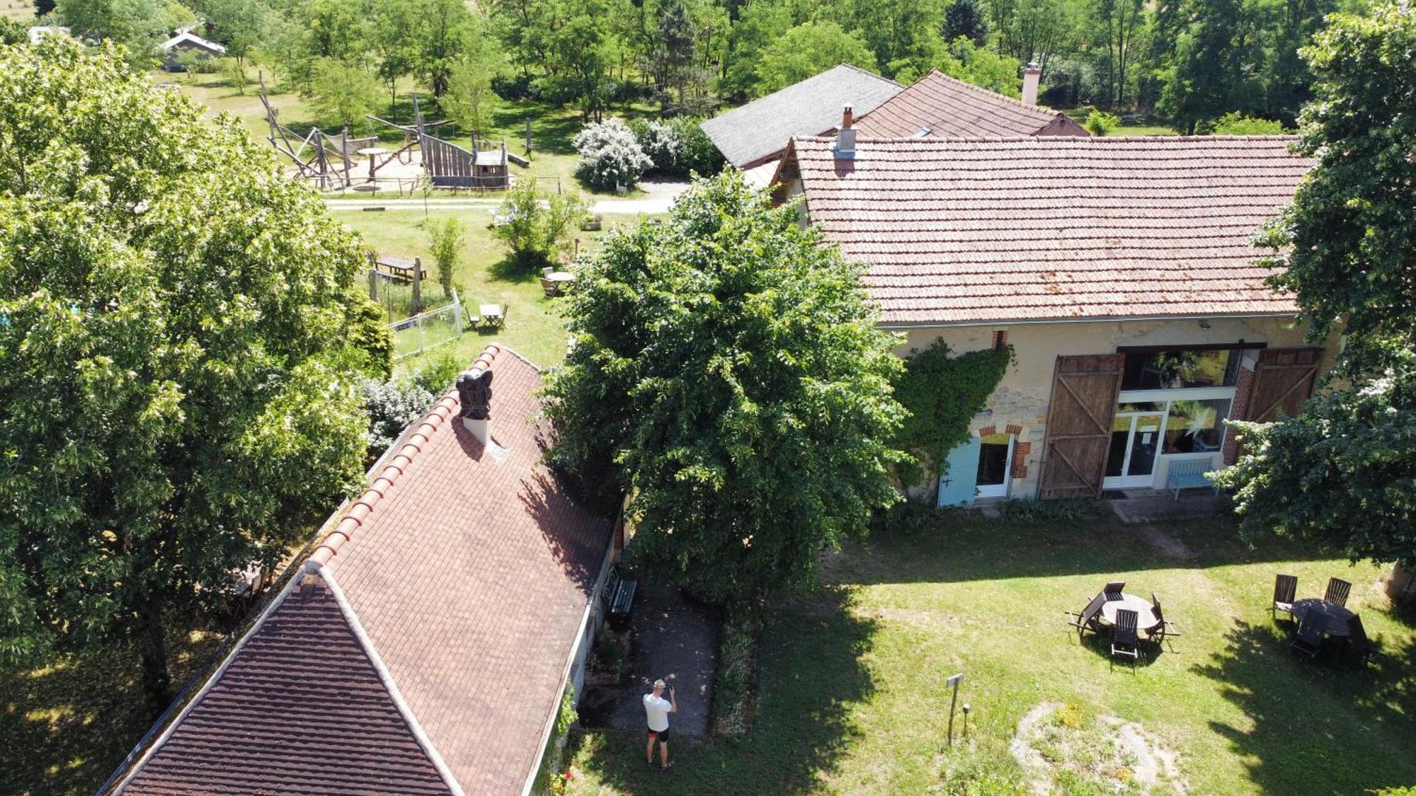 布尔格区域酒店 Gannay-sur-Loire 外观 照片