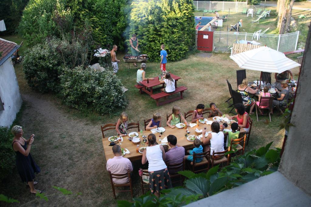 布尔格区域酒店 Gannay-sur-Loire 外观 照片