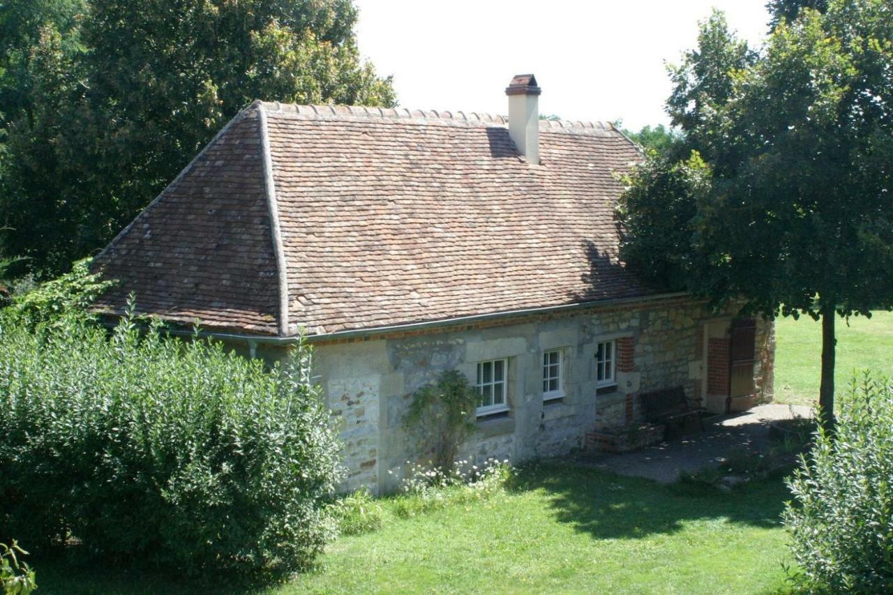 布尔格区域酒店 Gannay-sur-Loire 外观 照片